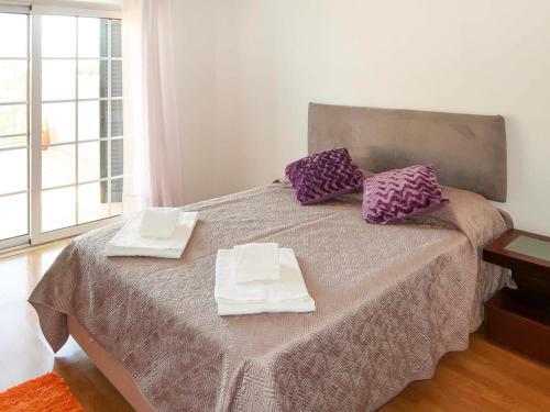 Venda Nova Villa Sleeps 8 With Pool Air Con And Wifi