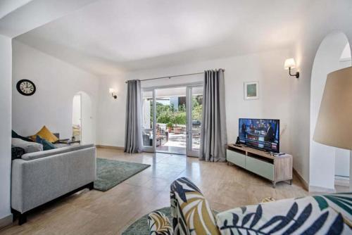 Vale Do Lobo Villa Sleeps 6 Pool Air Con T630467