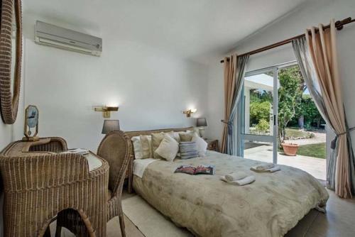 Vale Do Lobo Villa Sleeps 6 Pool Air Con T630467