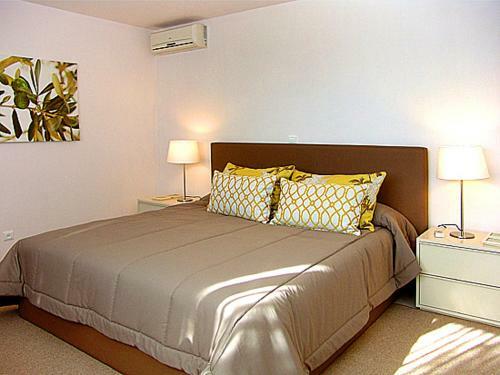 Vale Do Lobo Villa Sleeps 6 Pool Air Con T607853
