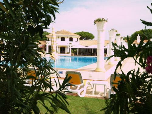 Vale Do Garrao Villa Sleeps 6 Pool Air Con Wifi