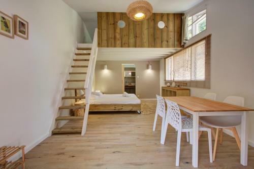 Bed & Breakfast Les Sereins - D�connectez Et Ressourcez-vous Chez Nous