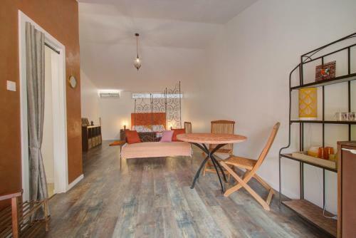 Bed & Breakfast Les Sereins - D�connectez Et Ressourcez-vous Chez Nous