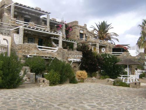 Artemis Apartments
