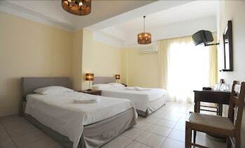 Hotel Delfinia