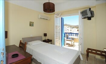 Hotel Delfinia