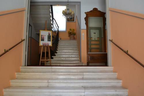 Tinion Hotel