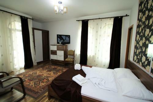 Hostal Pensiunea Eden