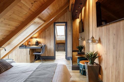 Hotel Schuster Boarding House