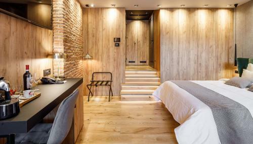 Hotel Schuster Boarding House