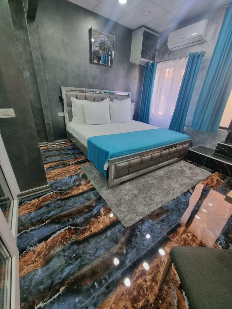 Hotel Poet Palace Bucharest