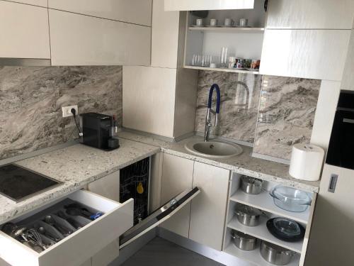 Apartamento Luxury Westpark 2 Residence Lake View W6