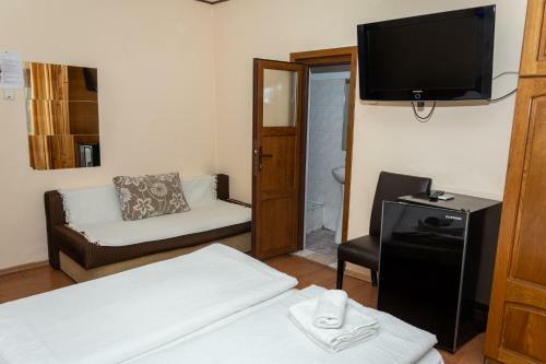 Hostal Pensiunea Sidonia