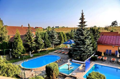 Bed & Breakfast Pensiunea Empire