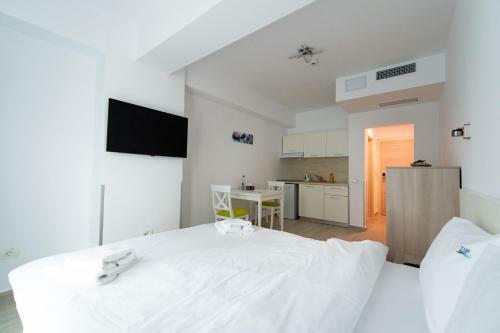 Zip Apartments