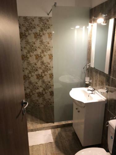 Hotel Salos Beach Resort