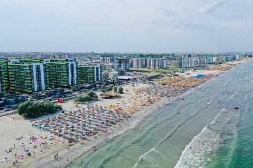Hotel Salos Beach Resort