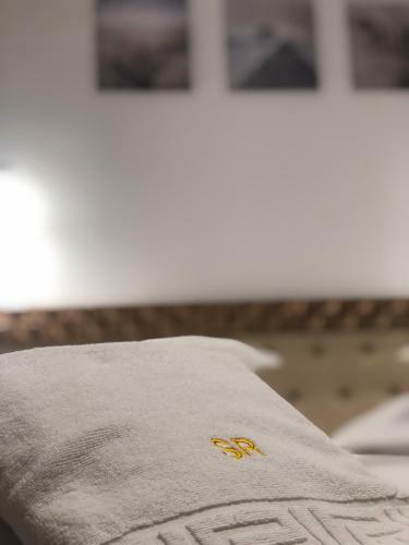 Hotel Salos Beach Resort