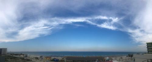 Hotel Salos Beach Resort