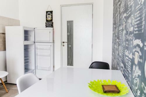 Apartel Magnum