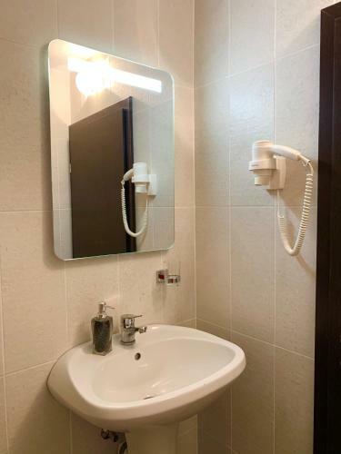 Hostal Vila Anelisse