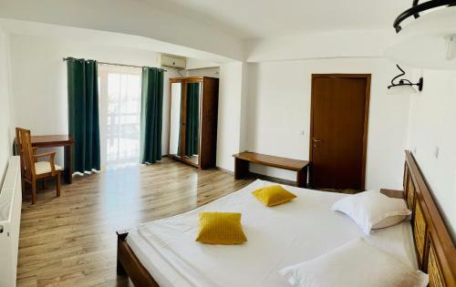 Hostal Pensiunea Beluga