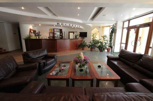 Hotel Acvila