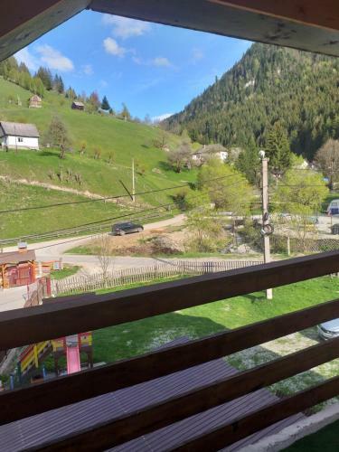Hostal Pensiunea Rares