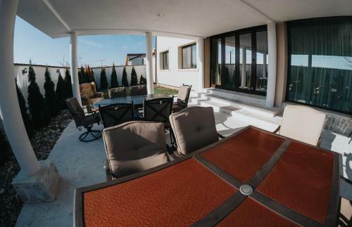 Hostal Carla Residence