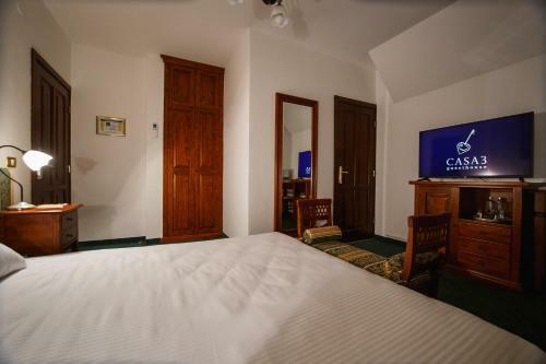Hostal Casa 3 Guesthouse