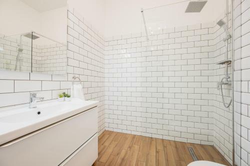 Central Park Apartments