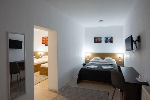 City Aparthotel
