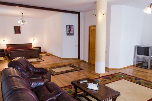 Hostal Pensiunea Roua