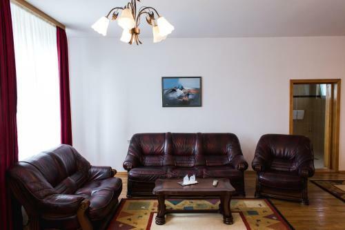 Hostal Pensiunea Roua