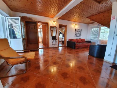 Penthouse Apartment In Leo Guesthouse