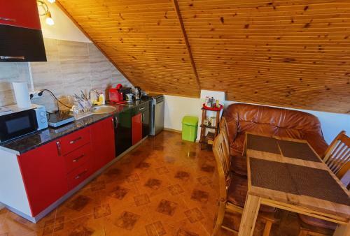 Penthouse Apartment In Leo Guesthouse