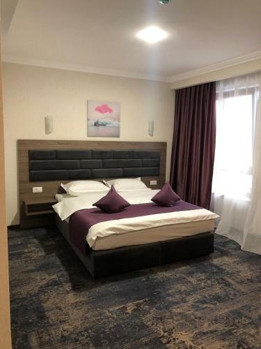 Hotel Yarus Plus