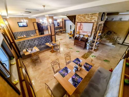 Hotel Yarus Plus