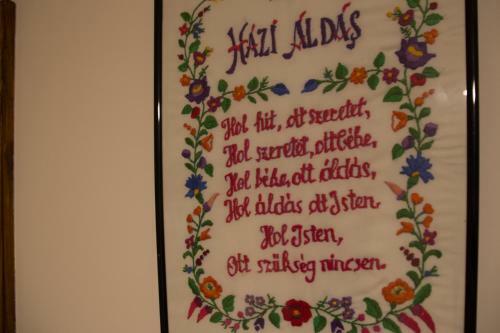 Hostal S�vid�k Guesthouse