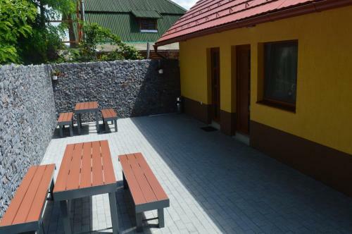 Hostal Cazare 77