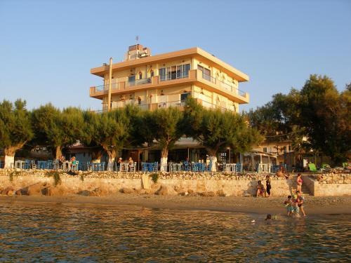 Melani Apartments