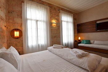 Hotel Ambassadors Residence