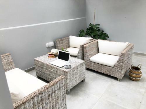 Hostal Stelisia Rooms