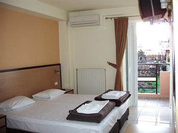 Theofilos Hotel