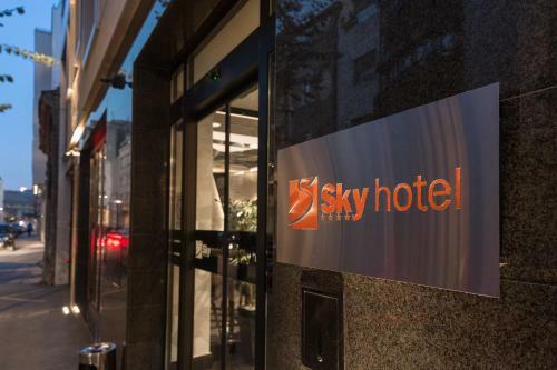 Sky Hotel