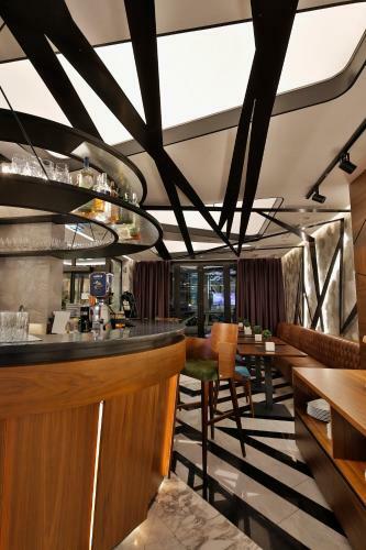 Sky Hotel