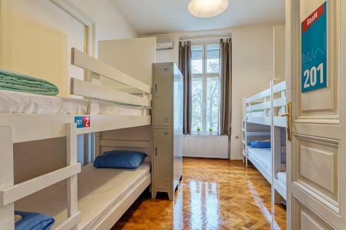 Bed & Breakfast Booking Bnb