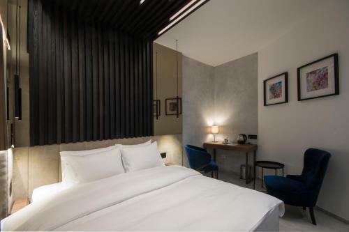 The Location Hotel