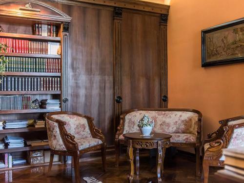 Hotel Schulhoff, Castle And Winery