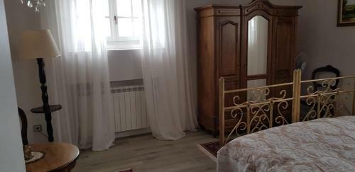 Hotel Schulhoff, Castle And Winery